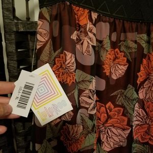 NWT LuLaroe Lola Skirt Size XL